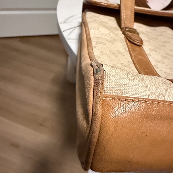 Vintage Gucci Bag - Picture 14 of 16